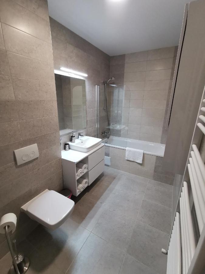 Kronbed Apartments Брашов Экстерьер фото