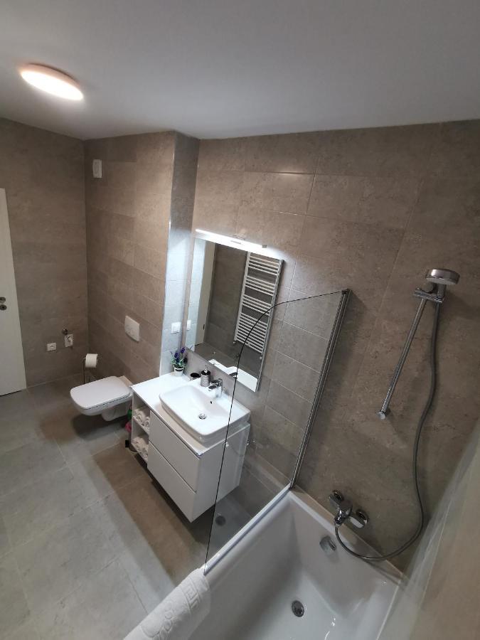 Kronbed Apartments Брашов Экстерьер фото